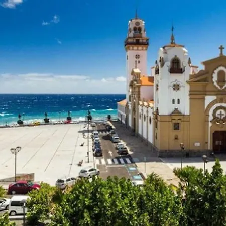Paradise Candelaria